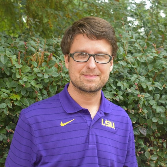 Jon Doering headshot