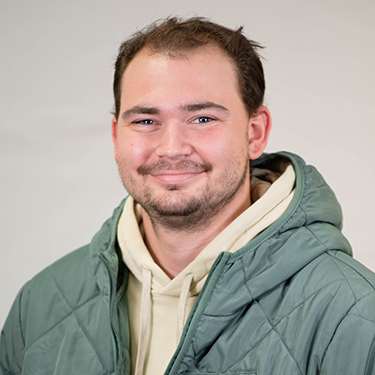 Ethan Hood Ethan Hood image